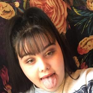 Meet your Posher, Haylie